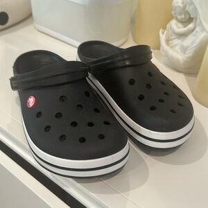 NEW Women’s Crocs